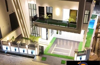 Luxurious 5-Bedroom Smart Home with Pool in Chevron, Lekki – N390M