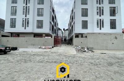 Luxury 2-Bedroom Apartment in Chevron, Lekki – N85M