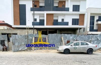Luxury 2 & 3 Bedroom Apartments in Lekki Phase 1 – Fully Serviced Units with Premium Amenities