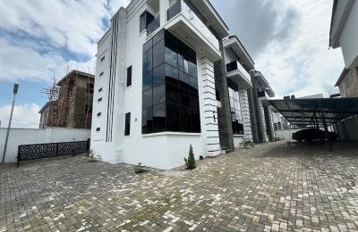 Luxury 4 Bedroom Terrace Duplex with BQ in Guzape, Abuja – N270M