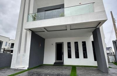 Luxury 5-Bedroom Duplex with Pool in Orchid, Lekki – N300M