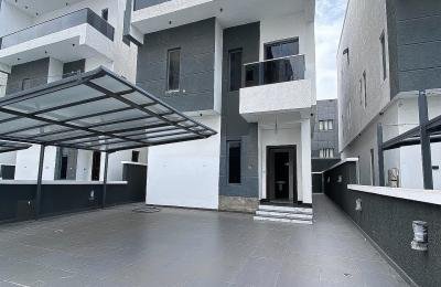 Luxurious 5-Bedroom Fully Detached Duplex in Ikate, Lekki - N400M