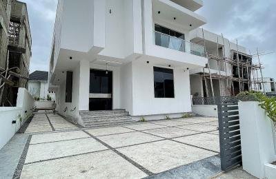 Luxury 5-Bedroom Detached Duplex with Cinema & Pool in Megamound, Lekki – N430M