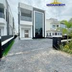 Luxurious 5-Bedroom Duplex in Megamound, Lekki | N280M