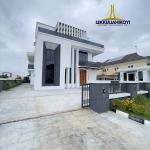 Luxurious 5 Bedroom Detached Duplex in Royal Garden, Lekki - N650M