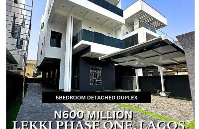 Luxurious 5-Bedroom Detached Duplex with Swimming Pool and Cinema Room in Lekki Phase 1 – N600M