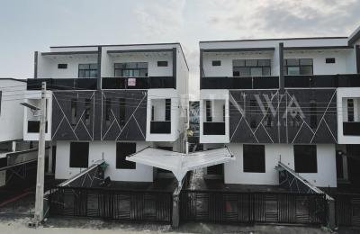 Luxury 5-Bedroom Semi-Detached Duplex | Chevron Lekki | N250M