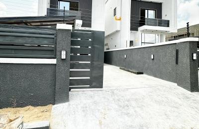 Luxurious 5-Bedroom Detached Home with BQ in Ajah, Lekki – N250M