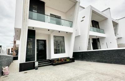 Luxury 4 Bedroom Detached Home with BQ in Ajah, Lekki - N180M