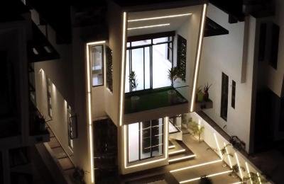 Luxury 5 Bedroom Detached Home with Pool & BQ in Chevron, Lekki | N340M