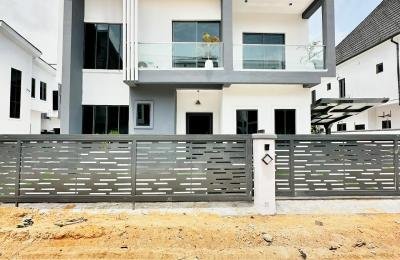 Luxury 5-Bedroom Detached House with Pool & BQ in Chevron, Lekki – N298M (Negotiable)