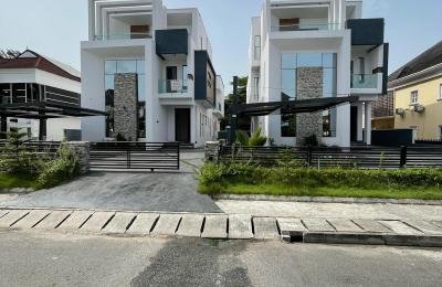 Luxurious 5-Bedroom Fully Detached Duplex with Modern Amenities in Chevron, Lekki